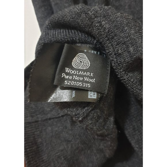 Uniqlo V-neck Wool Top - Picture 4 of 4